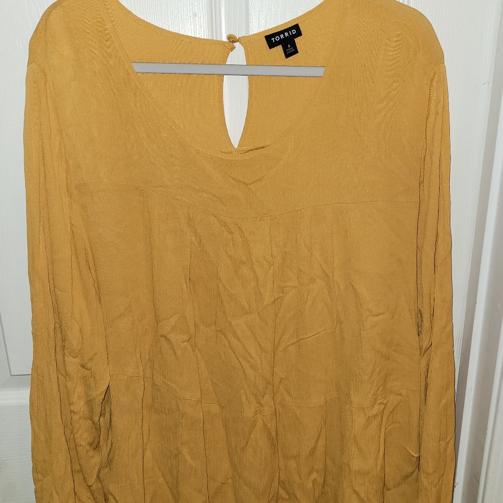 Tiered gauze top